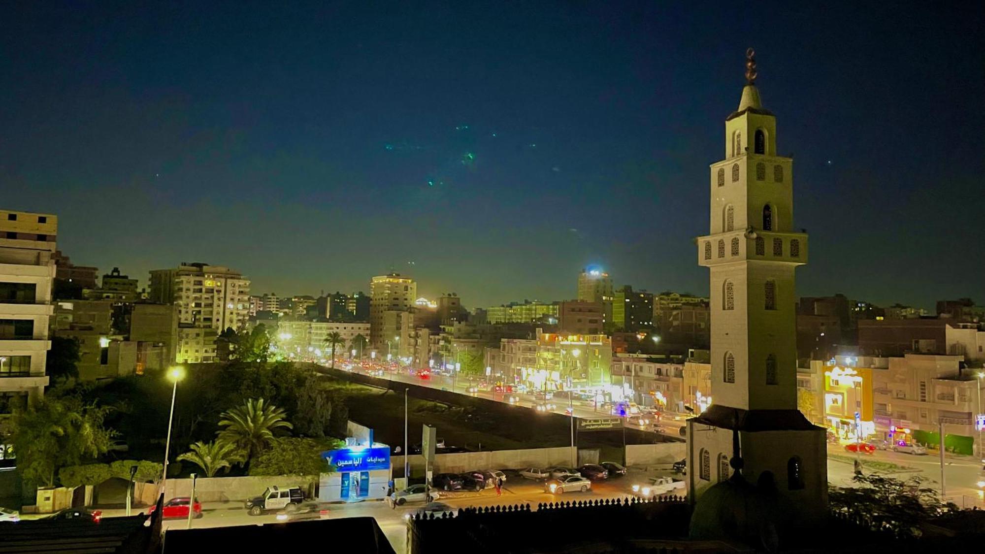 Sami Holiday Inn - Pyramids View Rooftop Al Kawm al Akhdar Exterior foto